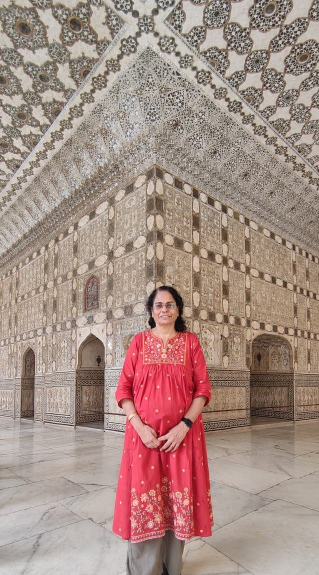 Exploring the timeless beauty of Agra Fort