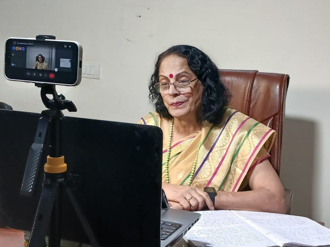 Guiding a live online numerology webinar